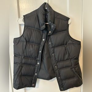 Lands End Black Puffer Vest. Size S. In excellent condition!
